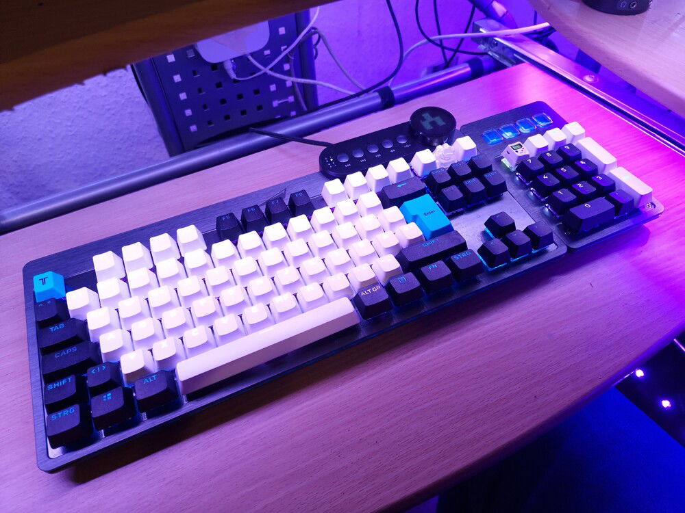 Everest Max » keebs.gg