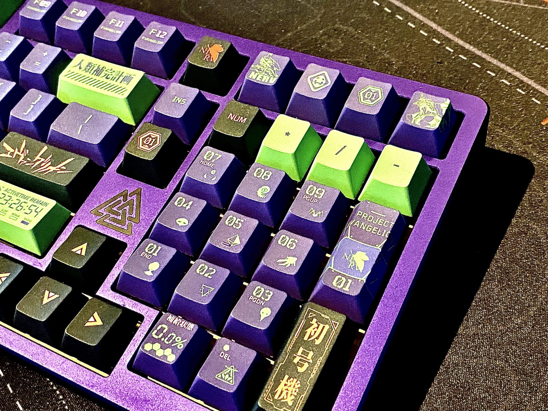 Beserk Razer Unit 01.Berserk » keebs.gg