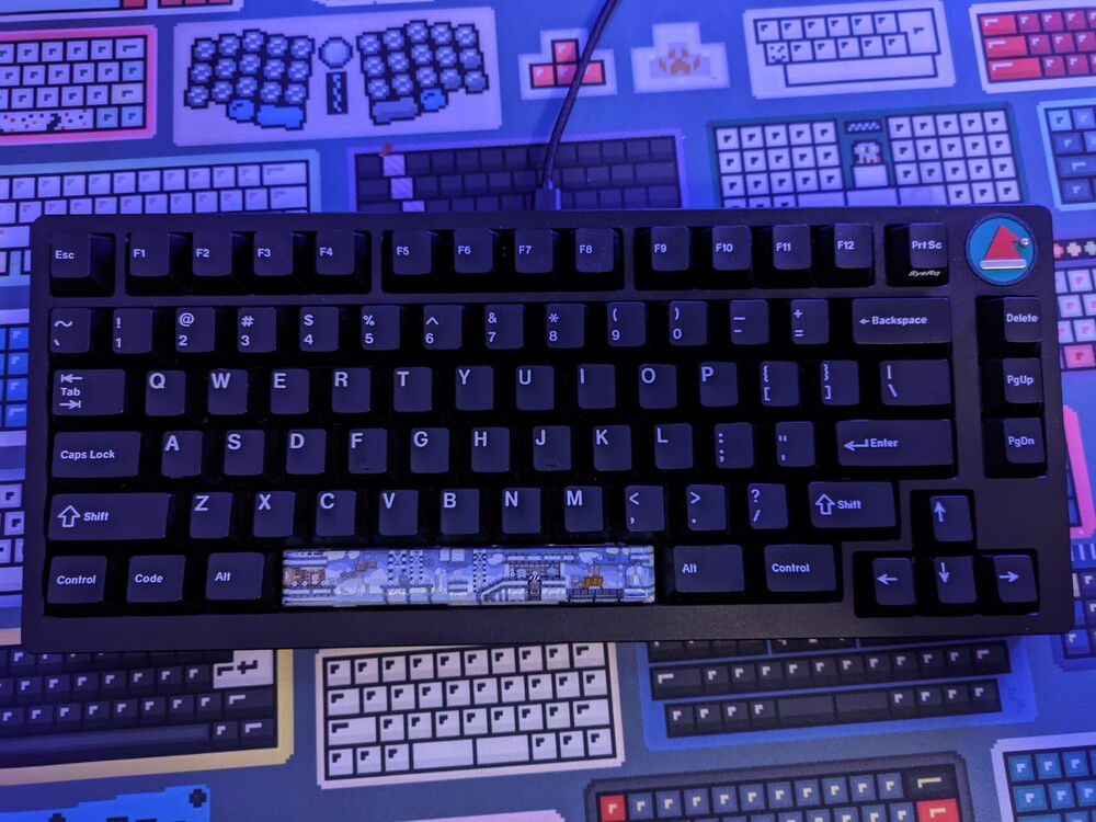 This is my keyboard. It reminds me of the dell keyboards that every school's computer lab has/had.