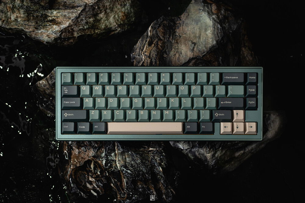 KBD Build :
Keyboard : Zoo65
Plate : FR4
Switches : MMK Flamingo [ Factory Lubed ]
Stabilizers : TX Stabilizers  [ 205g0 / Dielectric Grease ]
Keycaps :  DMK Silent Forest
Mods: IXPE Foam / Plate + Case Mod

Build Vdo :
https://youtu.be/KLjKYNBPHpc