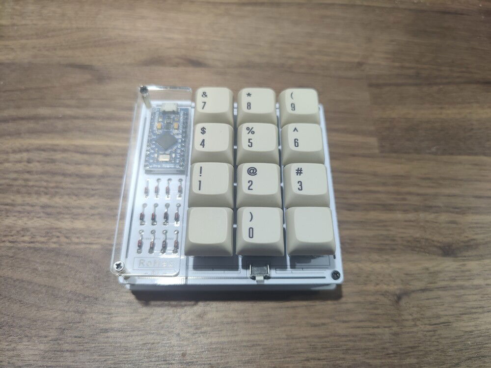 Romac Rev. 2.1 Macro Pad - couldn't add this to the list because the manufacturer (Mechboards) is still pending.