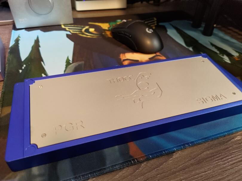 Alu case stainless weight