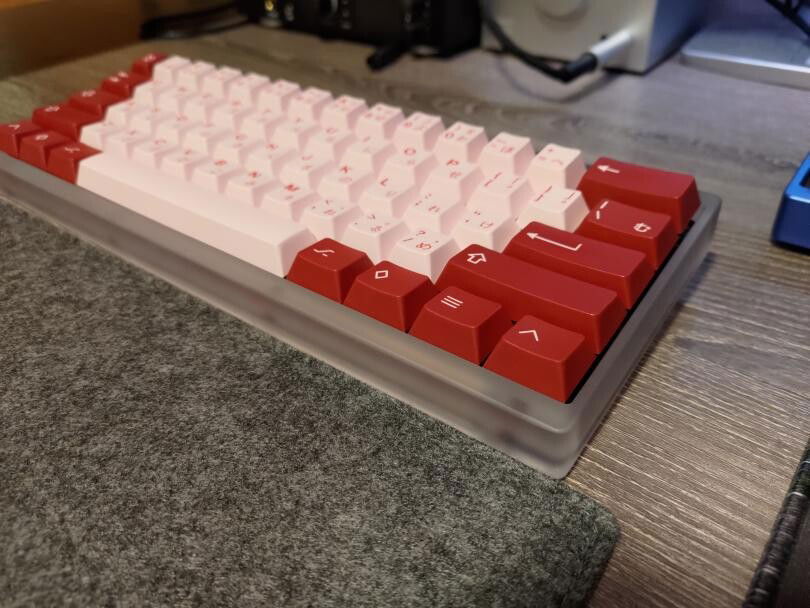 GMK Darling, PC with brass with SIGMA THOCC, 300k actuated cherry mx blacks on carbon fiber