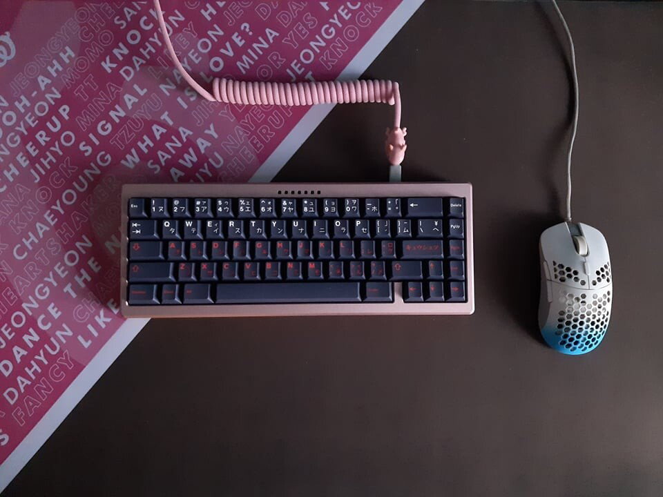 Matrix Noah/Gmk Bushido » keebs.gg