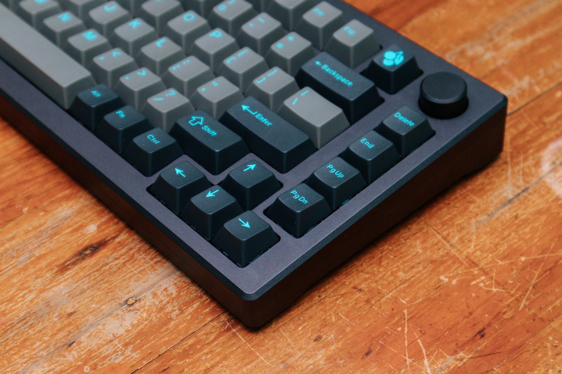 Mod007 | Classic » keebs.gg