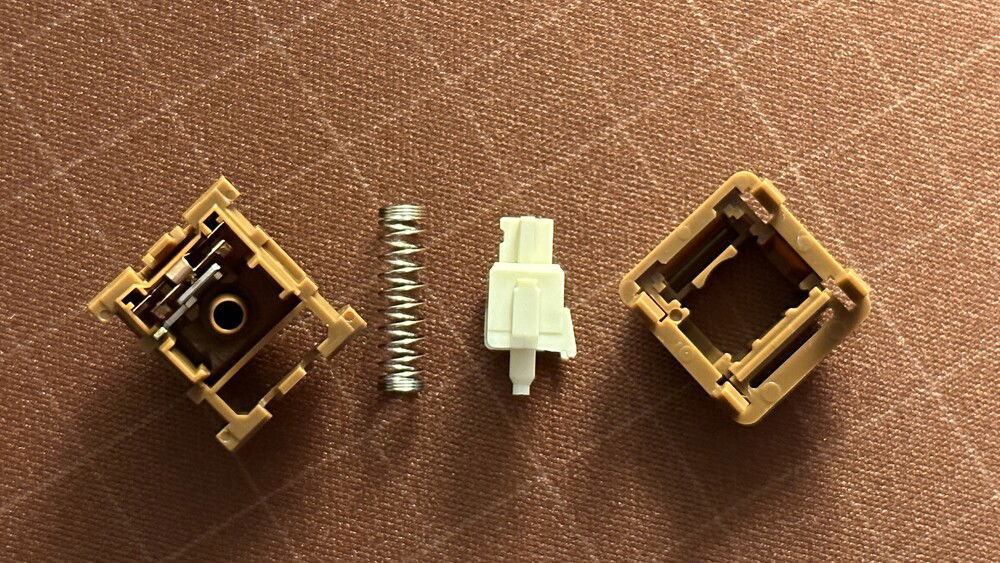NK Cream Chocolate disassembled